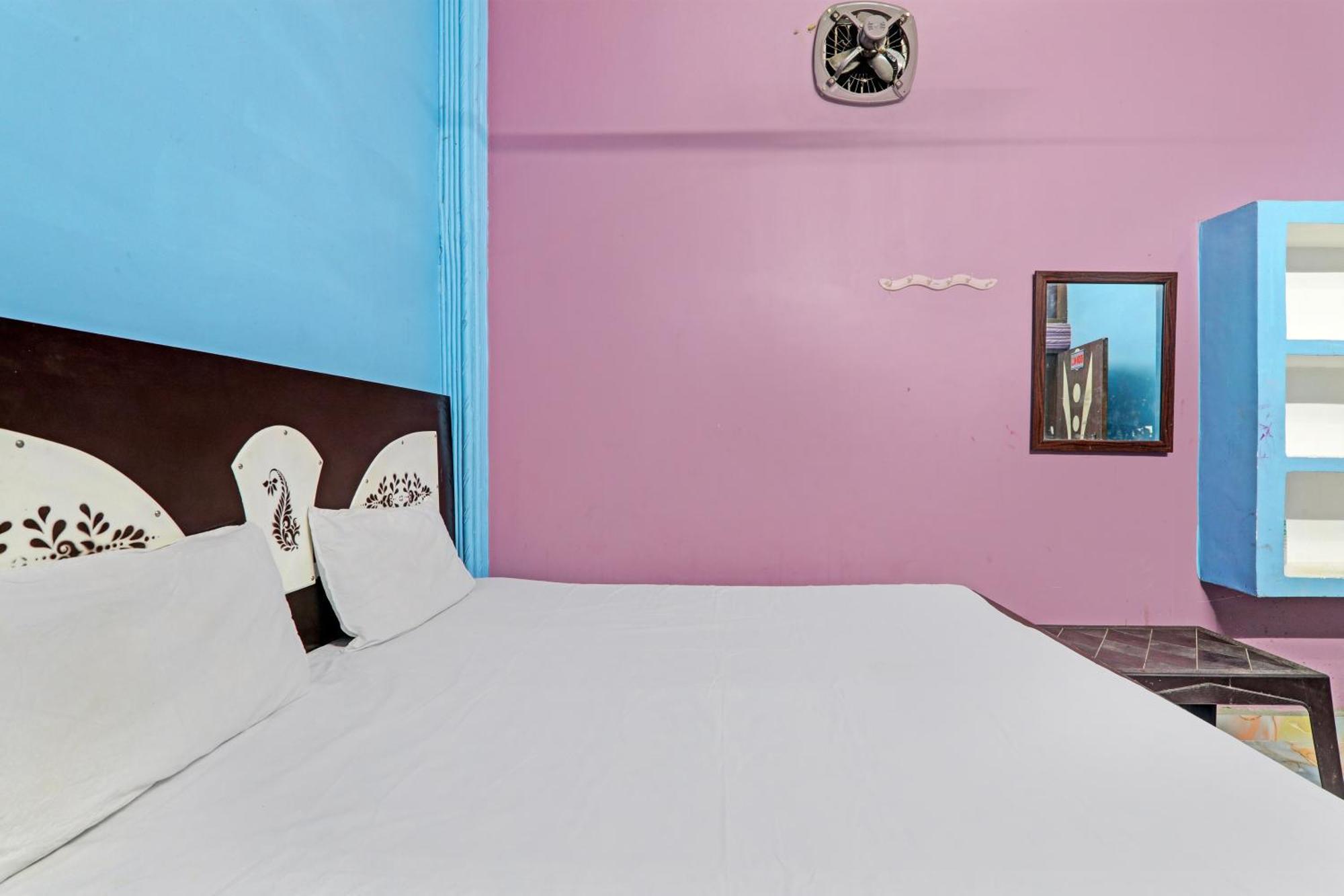 Hotel O Home Om Marriage Hall Ayodhya Dış mekan fotoğraf