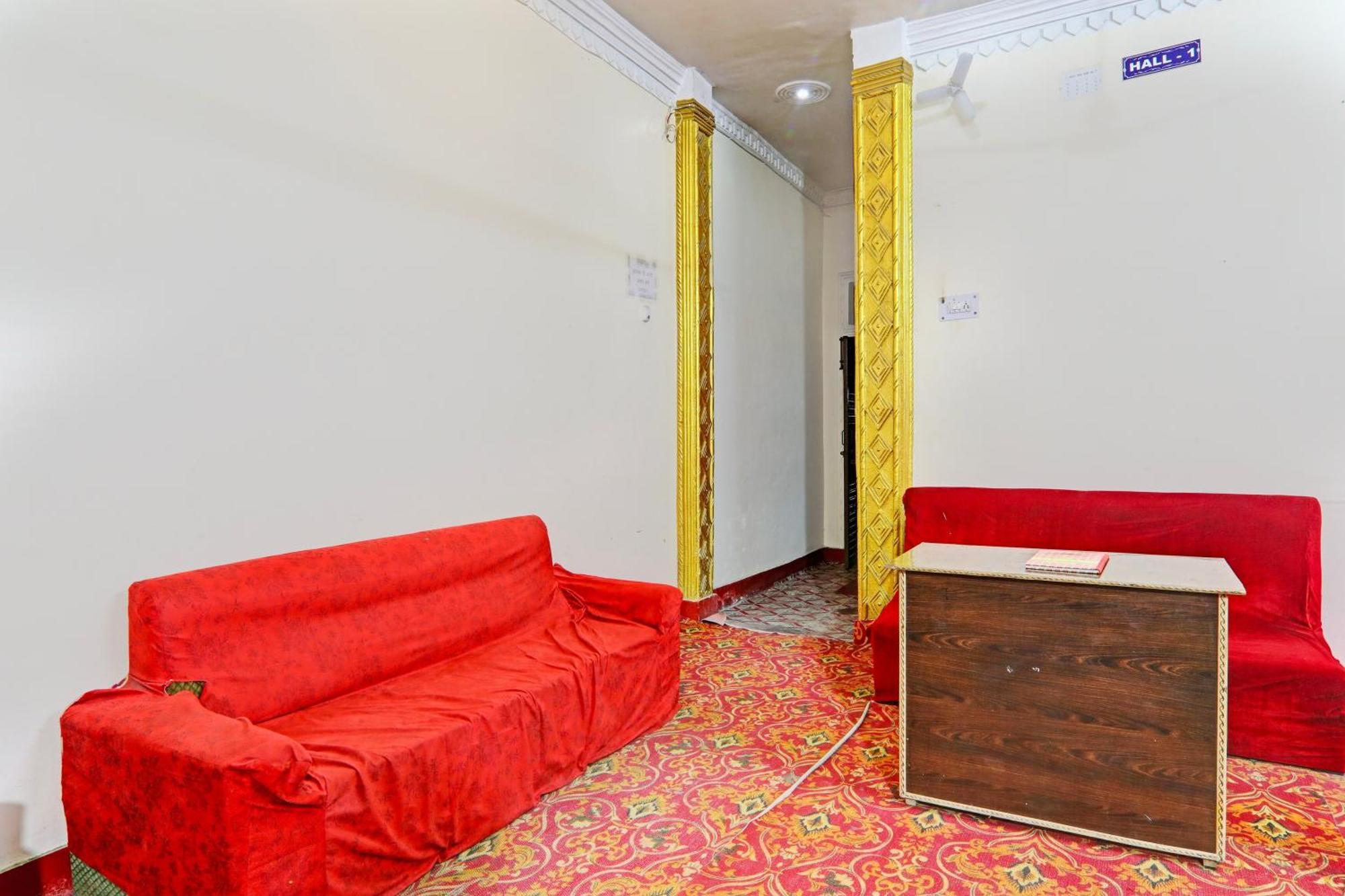 Hotel O Home Om Marriage Hall Ayodhya Dış mekan fotoğraf